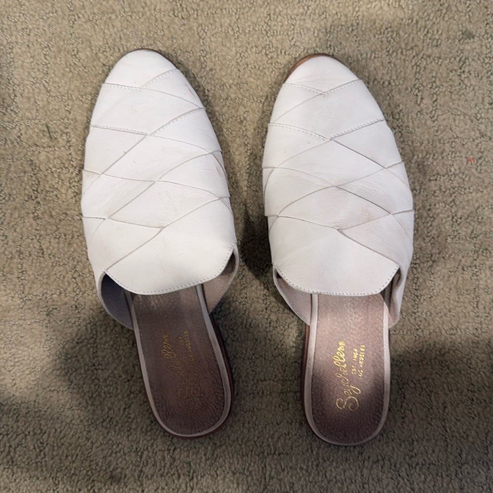 Seychelles Survival Mules Off white Creme leather Flats